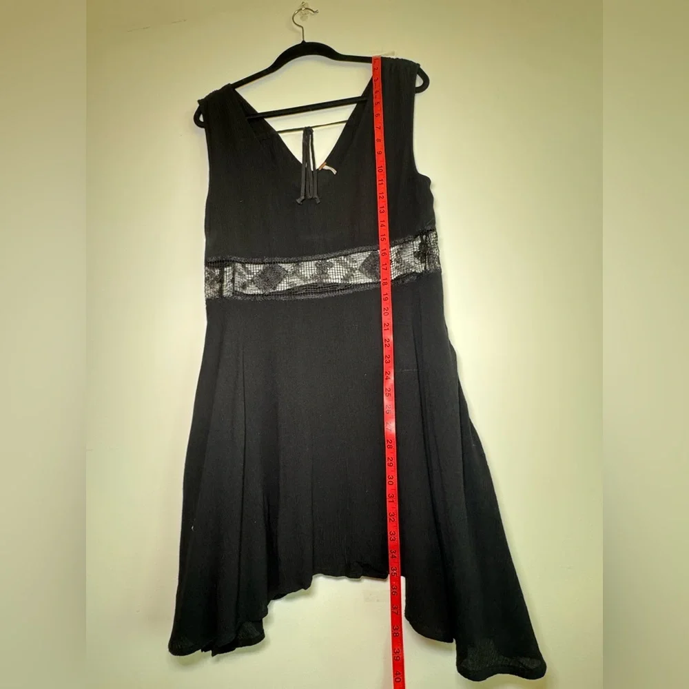Free People Black Dress w Waist Cut Out Pattern - Medium - Picture 14 of 16